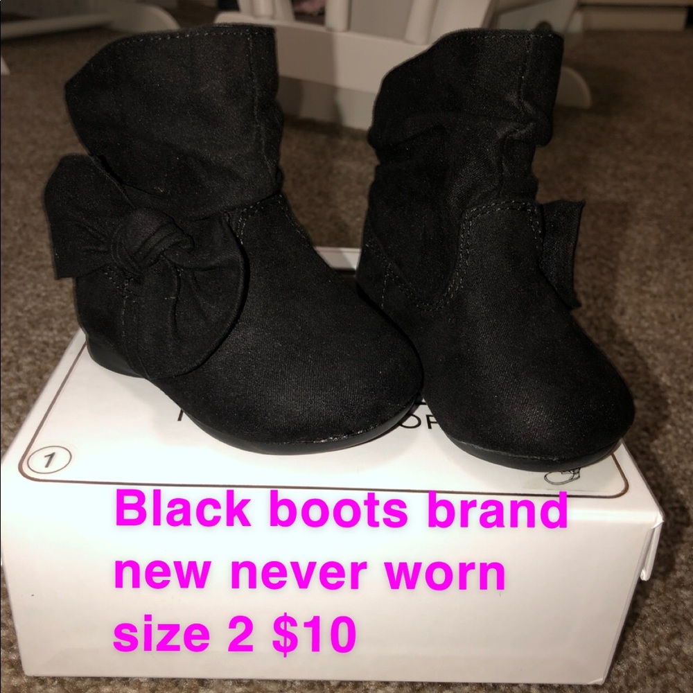 Baby girl black boots